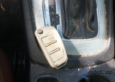 2015 Audi Q3 2.0T Premium Plus z USA, uszkodzony, nr VIN WA1FFCFS9FR007322